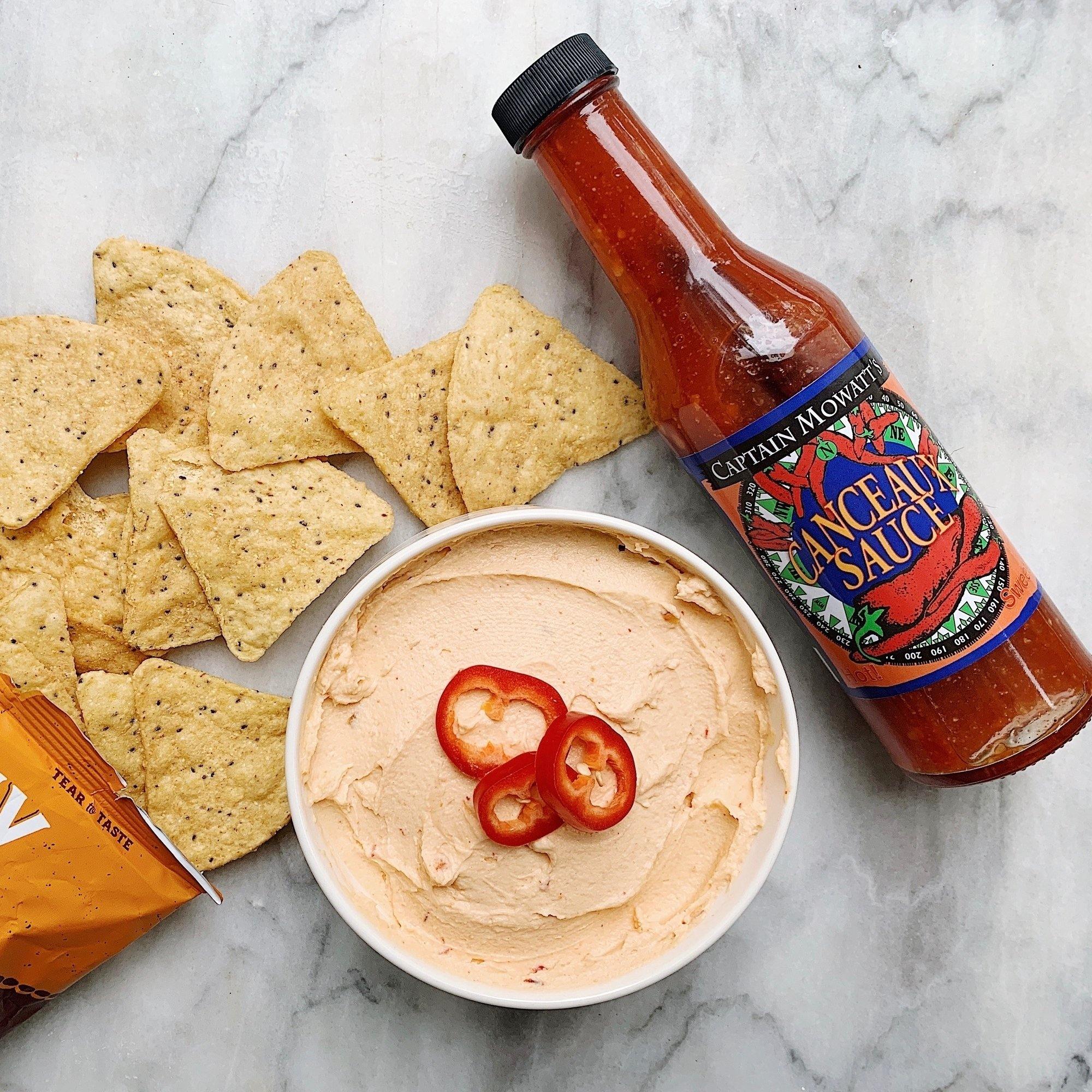 Canceaux Sauce - Hot sauce, sweet garlic flavor with a kick.